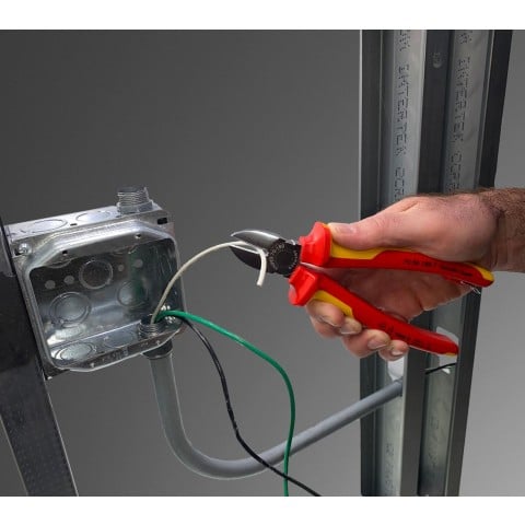 Diagonal Cutters-1000V Insulated-Tethered Attachment | KNIPEX Tools